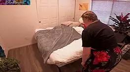 Stepmom with natural tits gets doggystyled by big cock before girlfriend arrives