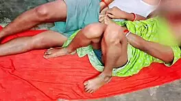 अरे, सोथेलस भाई की पत्नी मोटी बेबीसिटर बॉडीबिल्डर से गैंड गप्ड हो रही है