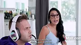 GTA vs stepmom's pussy choice