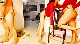 साली और उसका वहबी थ्रीसम में फेस फकिंग और ऐनल राइडिंग के साथ