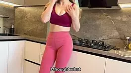 दोस्त की भारी चूचियों वाली मम्मी ने बुलाया और बेशर्म चुदाई की - रूसी एमेच्योर बातें इंग्लिश सब्स