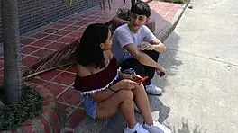 chica llama a su hermanastro para follar con el y esta muy caliente