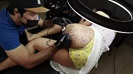 Horny big ass girl seduces tattoo artist roughly