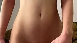 Cute Teen Fingering And Fucking A Dildo Maiskii