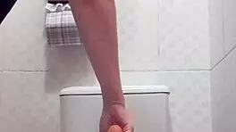 Big Ass Solo Girl Fucking A Big Dildo In A Big Pussy Until She Gets Orgasm And Squirts In The Bathroom