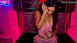 Watch Sexy Petite 18+ Luxe La Fox Beg for Creampie Bbc!