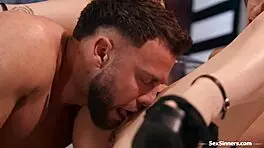 Boomer Gets Public Handjob from Genz Babe Outdoors