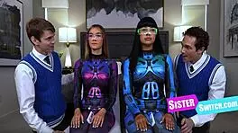 टेकी टीज से स्वैप स्टेप सिस्टर्स मजा