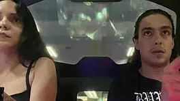 me corro en mi vecina después de una apuesta de videojuego