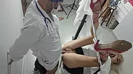 Gynecologist loses cell phone during blindfolded creampie session with amateur