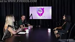 i compilados da val mineirinha no bora cast com bruna carlos watch on sheer red