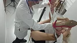 Gynecologist loses cell phone during blindfolded creampie session with amateur