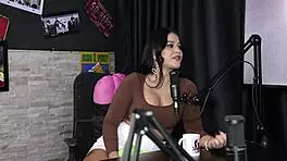 person records outdoor fun with 13 people in lençóis, featuring exhibitionism and crazy activities.