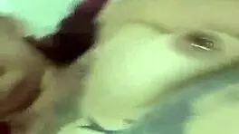 dana barzagli en rica masturbación con dildo