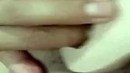 dana barzagli en rica masturbación con dildo