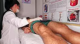 Tive Uma Ereção Na Frente Da Enfermeira