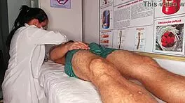 Tive Uma Ereção Na Frente Da Enfermeira