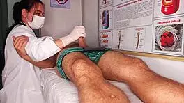 Tive Uma Ereção Na Frente Da Enfermeira