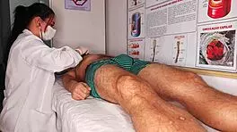 Tive Uma Ereção Na Frente Da Enfermeira