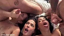 Coños chorreando multiples orgasmos y 3 coños depilados para rauls bud y para mi