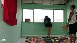 la puta de mi pr m me ayudo hacer cardio comiendo y follando su gran culote