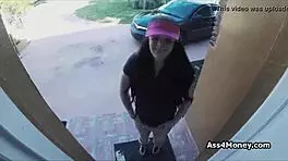 Pizza And Blowjob Delivery For Money!