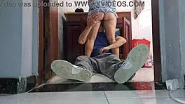 Wow, the cuckold wife gets the plumber neighbor in her skirt without panties