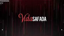 Levamos a novinha amiga da minha esposa pra cama e dei leitinho pras duas