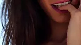 i'm takin off my slutty lingerie outdoor, hannah le