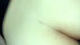 Lo zorra de la vecina esta muy mojada y no trae ropa interior