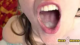 बड़े बूब्स वाली ने असली चूत दी