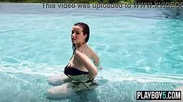 Big natural boobs teen model showcases luscious curves in softcore photoshoot