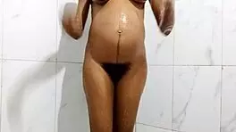 Amazing Pissing While Bathing Who Can Fuck Me While Iam Bathing