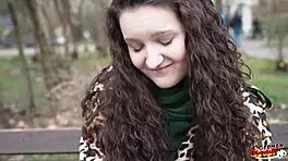 जर्मन टीन 18+ सैगी टिट्स और हैरी चूत के साथ रफ कास्टिंग फक, चोकिंग और डीपथ्रोट