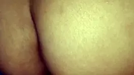 la vecina y su gigante culo