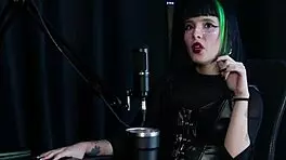 Blonde teen loses virginity in mother's bed after leaked video