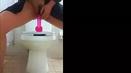 Sexy girl sends dirty video to boyfriend, gets leaked part 1