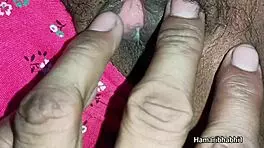 इंडियन देसी आकर्षक यंग 18+ लेडी