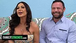 Gorgeous Babe Playing Dirty Games With Horny Adults During Easter 😈