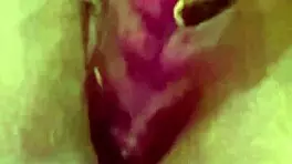 Hot Big-Assed Babe Commands Guided Handjob