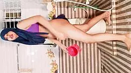 Amateur Babe Eats Boyfriend's Cock In Doggy Style Riding Position