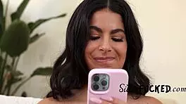 Babysitter seduces husband with nude offer instead of payment