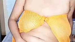 Big Boobs Desi Hot Indian Bhabhi