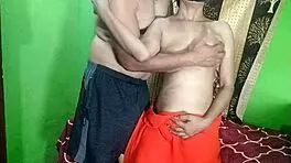 Indian Bhabhi First Time Fuck In Saree