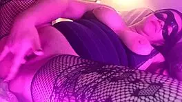 mi hermanastra es una puta me deja follarla sin condon mientras su esposo cornudo esta en el trabajo el no sabe nada 3