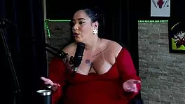 Goza muito facil teve uma experiencia com menage fez sua primeira dp tem um tutorial de como dar o cu e o homem que desmaiou.