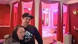 Levei A Coroa Tesuda Para Ela Ver Minha Pingola Bem Dura E Buceta Dela Se Impressionou Com As Bolas