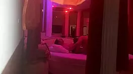 Levei A Coroa Tesuda Para Ela Ver Minha Pingola Bem Dura E Buceta Dela Se Impressionou Com As Bolas