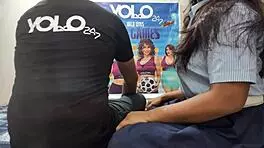 देसी कॉलेज लड़की टीचर से रफ डॉगीस्टाइल में हार्ड फकिंग सेक्स पाती है