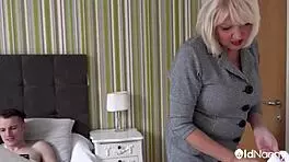 British Mature Woman Amy Goodhead Pleasures Sam Bourne